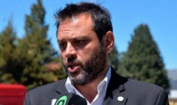 Balearon al ex secretario de Turismo de Bariloche tras haber ingresado por error a una favela