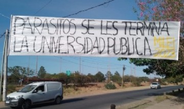 Santa Fe: polémico cartel contra la educación pública en la Ciudad Universitaria