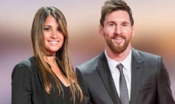 Antonella Rocuzzo contactó a un emprendedor bonaerense para hacerle un regalo a Messi: mirá lo que le compró