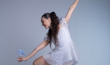 "Dreams On Stage" llegó al Paseo La Plaza con cinco cantantes, seis bailarines y clásicos de Queen y Lady Gaga