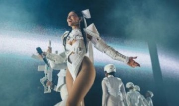 "Nena trampa tour": Cazzu explotó el Luna Park con una puesta sumamente innovadora
