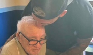 Leandro Paredes no se olvida de sus raíces: visitó a Ramón Maddoni, uno de sus formadores