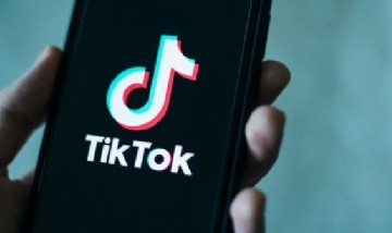 Viral: guardiacárcel hizo un TikTok cuando estaba en servicio y generó polémica