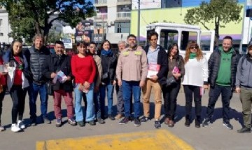 "Sí que plata hay": la Izquierda desafía el ajuste y recorre Morón y Merlo en campaña