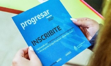 17 mil adolescentes volverán a la escuela con la Beca Progresar