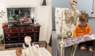 Un niño se hizo mejor amigo de un esqueleto de plástico y lo lleva a todos lados con él