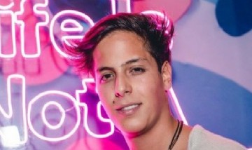 A qué se quiere dedicar Máximo, el hijo de Carlos Menem y Cecilia Bolocco