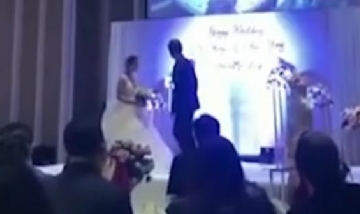 Grabó a su novia teniendo sexo con su cuñado y pasó el video durante la boda