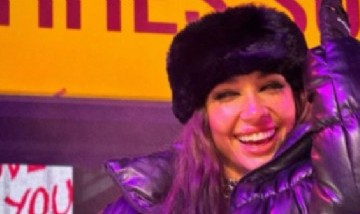 "Una vergüenza": escándalo con María Becerra por haber hecho playback en el Times Square