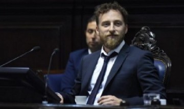Federico Otermín apura el proyecto para regularizar la producción de cannabis medicinal