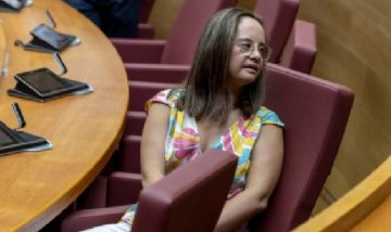 España: Mar Galcerán es la primera diputada con síndrome de Down