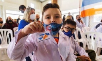 Más de 220 mil alumnos y docentes jujeños llevarán las Islas Malvinas bordadas en sus uniformes