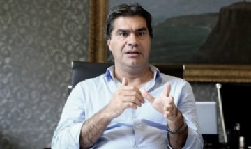 Jorge Capitanich se quedó sin luz en medio de un discurso sobre infraestructura