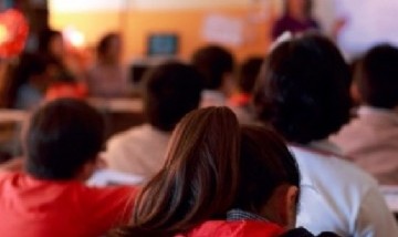 Convocan a jóvenes de escuelas secundarias para presentar producciones artí­sticas sobre derechos