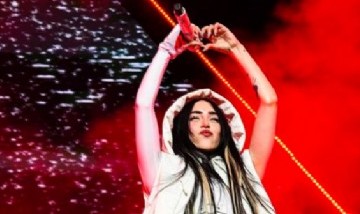 Tras cumplir 23 años, Nicki Nicole inició la serie de cinco shows en el Movistar Arena