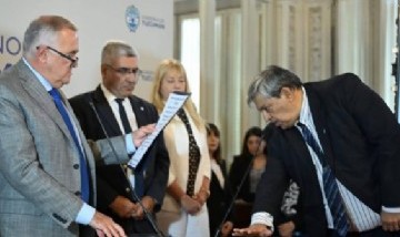 Jaldo puso en funciones a la nueva conducción de la Caja Popular y prometió profundizar su perfil social