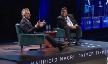 Macri presentó su nuevo libro "Primer Tiempo" y las redes estallaron con memes