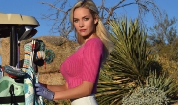 Influencer y golfista: grabó los tiros más "inusuales" desde la cuarentena en su casa