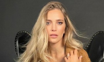 Luisana Lopilato se adelantó a la Navidad y posó con un vestido con "mucho glamour"