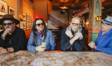 The Mavericks lanza "Moon & Stars", su nuevo álbum de estudio: ya está disponible la preventa