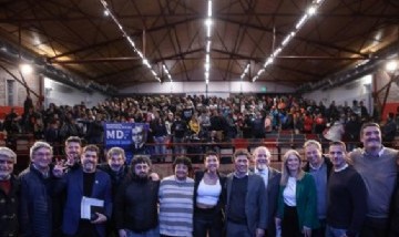 Mayra Mendoza y Axel Kicillof encabezaron el Encuentro Bonaerense de Ciencia y Universidad en Quilmes