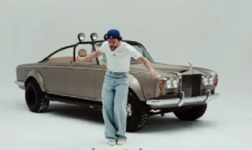 Otra polémica de Bad Bunny: el artista estrenó "Un Preview", su nueva canción y se volvió viral