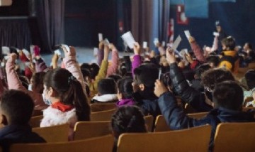 "Las escuelas van al cine" el programa que ya llevó a más de 100 mil chicos a ver películas