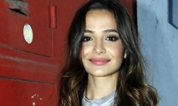 Al borde de la censura: Brenda Asnicar compartió una foto haciendo un topless cuidado