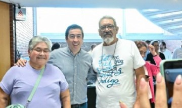 Leonardo Nardini encabezó la firma de escrituras para 31 familias de Malvinas Argentinas