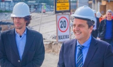 Andreotti acompañó a Massa en la presentación de la ley que prorroga incentivos a la construcción