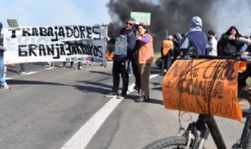 Granja Tres Arroyos dejó 1.250 trabajadores en la calle tras fracasar la conciliación