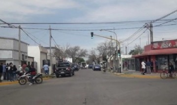 Un joven de 17 años falleció luego de recibir un disparo en el abdomen en una pelea entre vecinos