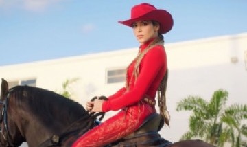 Shakira, Fuerza Regida - El Jefe (Official Video)
