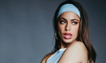 Tini Stoessel reveló el muy emotivo significado de su nuevo tatuaje que dice "Te amo"