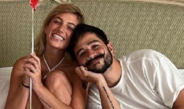 Qué es el "hot yoga", la disciplina que practican Camilo y su cuñada, Stefi Roitman