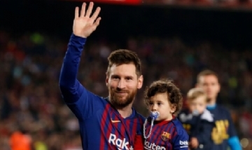 Messi y su hijo Ciro entrenan juntos esta cuarentena