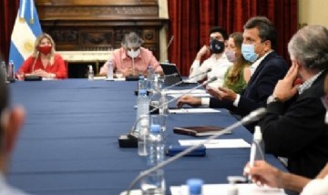Massa recibió a diputados sindicales por el proyecto de Ganancias