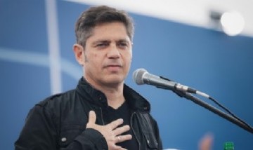 Kicillof reaccionó molesto ante una pregunta sobre Gaza, denunció una "emboscada" y se retiró sin responder