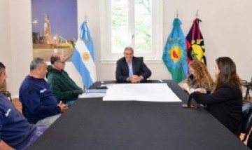 Darío Golía anunció un nuevo pozo de agua y mejoras tras reemplazar una válvula de 1928 en Chacabuco