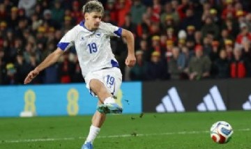 Kerim Alajbegović marcó para Bosnia y superó a Lionel Messi y Lamine Yamal entre los goleadores más jóvenes