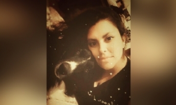 Rocío y su perro Baco. Balcarce, Bs. As.