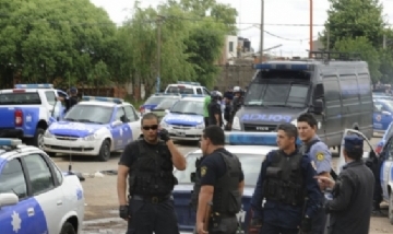 Una chica denunció que fue raptada y abusada por 4 hombres a la salida de una fiesta de egresados