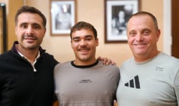 Un nadador de Salto será incorporado a un programa municipal tras destacarse en competencias