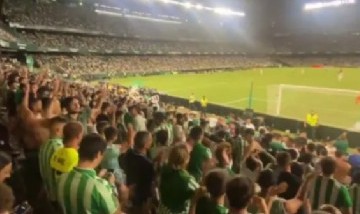 La pegadiza versión de la "Bizarrap Session" de Quevedo de los hinchas del Betis