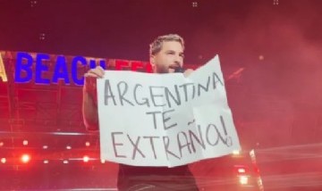 ¡Sorpresa! Maluma declaró su amor por Argentina en pleno show en México