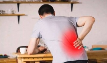 Sumaron al dolor muscular como nuevo síntoma para definir un caso sospechoso de COVID-19