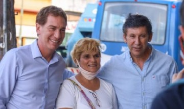 Gustavo Posse y Diego Santilli recorrieron el centro comercial de Boulogne