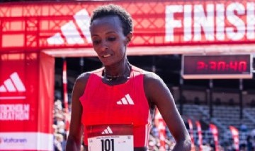 Murió Shewarge Alene, campeona del Maratón de Estocolmo, tras descompensarse en un entrenamiento