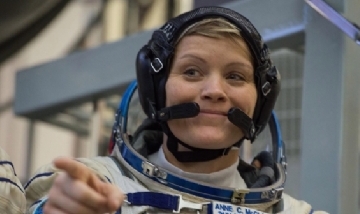 Habló la astronauta acusada de un crimen en el espacio