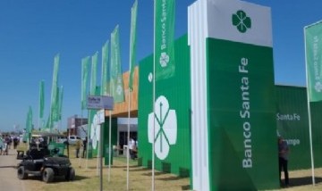 Expoagro 2025 con más de 300 solicitudes de crédito en el Banco de Santa Fe